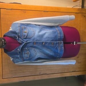 FINESSE JEAN JACKET WITH HOOD